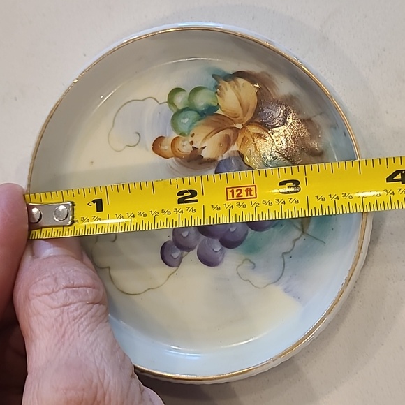 Handpainted Lefton Grape Coaster - Picture 3 of 3